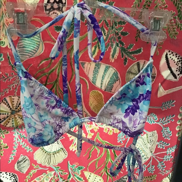 String top - Picture 2 of 2